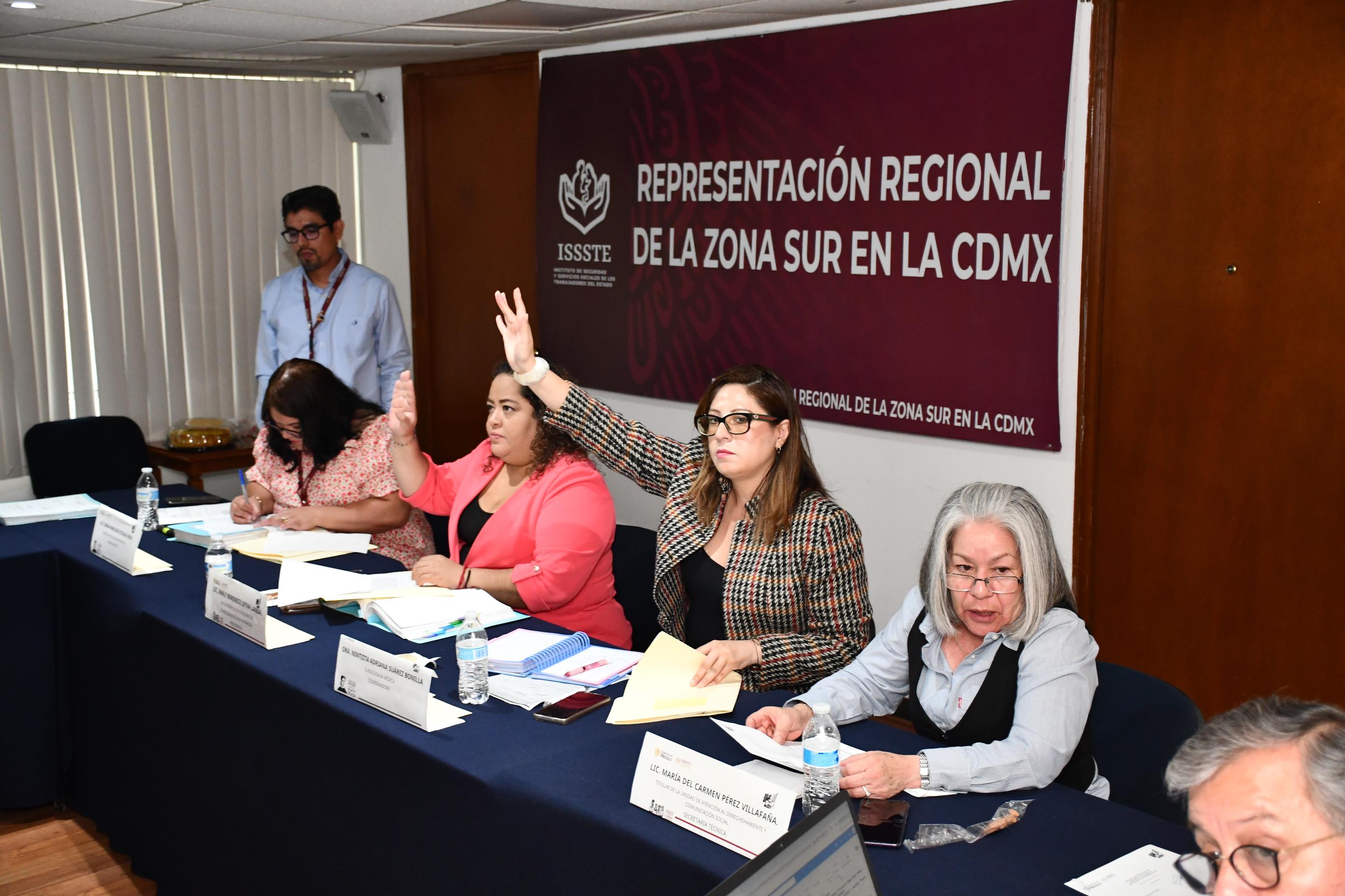 Décima Segunda sesión ordinaria de la comisión de Quejas y Reembolsos 